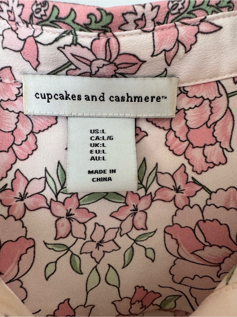 Cupcakes and Cashmere Floral Button-Up Blouse in Soft Pink - Picture 2 of 5